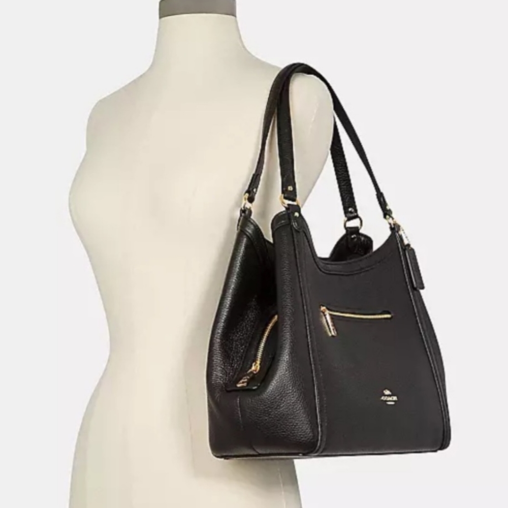 Coach Black Leather Women's Bag - Picture 7 of 7